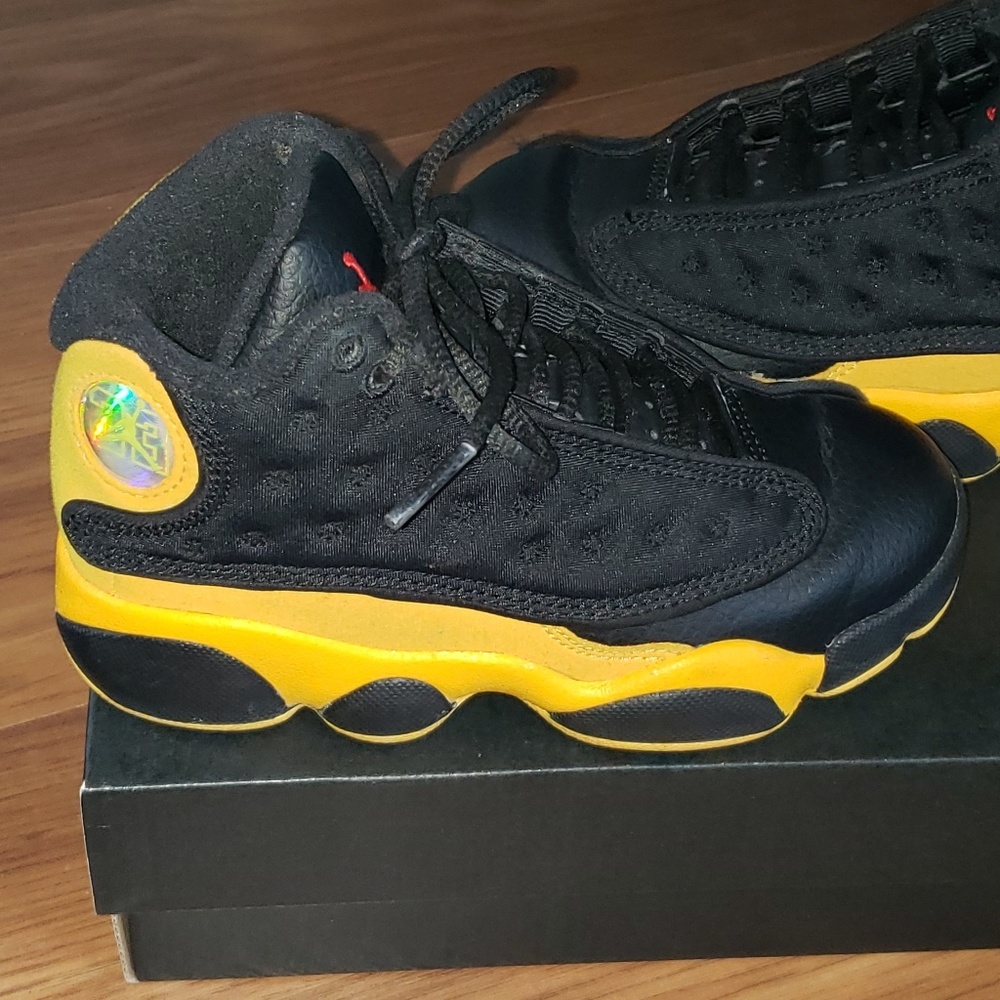 Boys sneakers